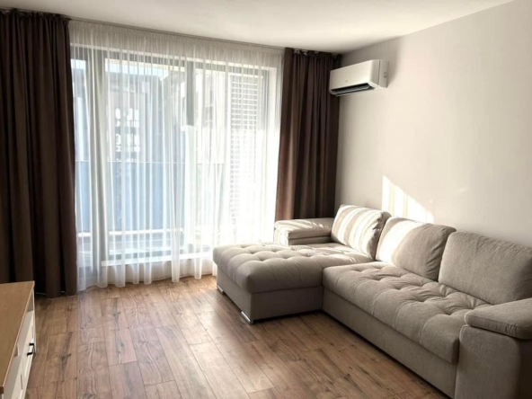 Дава се под наем Двустаен апартамент в Пловдив, Център - 85 кв.м за 440 € - Снимка #1