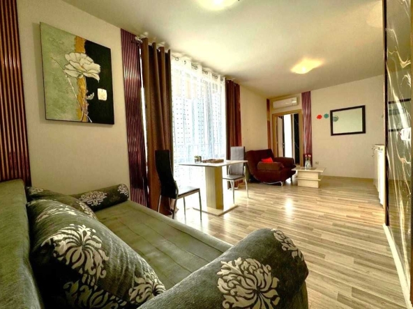 Двустаен апартамент в к.к. Слънчев бряг - 50 кв.м за 1330 €/кв.м - Снимка #1