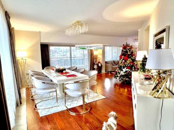 Многостаен апартамент в Пловдив, Кършияка - 320 кв.м за 1387 €/кв.м - Снимка #1