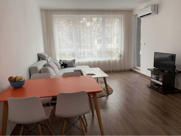 Двустаен апартамент в Пловдив, Южен - 65 кв.м за 2024 €/кв.м - Снимка #1