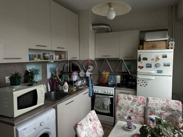 Двустаен апартамент в София, Люлин 2 - 65 кв.м за 1862 €/кв.м - Снимка #1