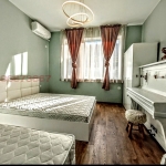 Дава се под наем Тристаен апартамент в Велико Търново, Център - 89 кв.м за 506 € - Снимка #1