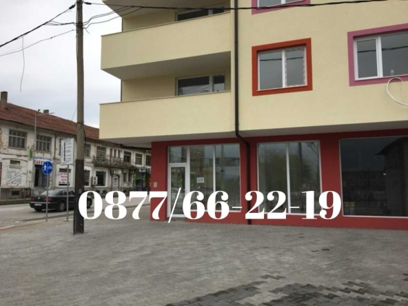 Дава се под наем Магазин в Благоевград, Втора промишлена зона - 54 кв.м за 306 € - Снимка #1