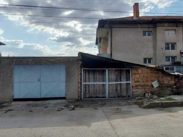 Къща в Бяла - 200 кв.м за 153 €/кв.м - Снимка #1