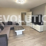 Дава се под наем Етаж от къща в Аксаково - 150 кв.м за 500 € - Снимка #1