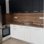 Дава се под наем Тристаен апартамент в Пловдив, Кючук Париж - 102 кв.м за 500 € - Снимка #1