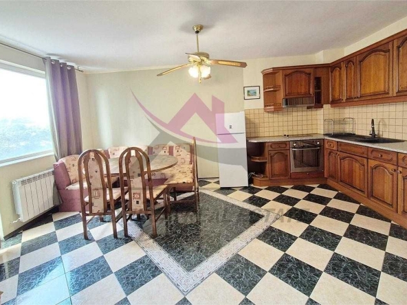 Дава се под наем Четиристаен апартамент в Варна, Чайка - 125 кв.м за 700 € - Снимка #1