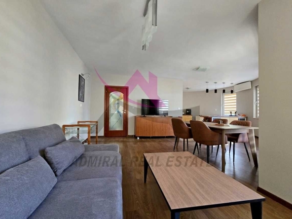 Дава се под наем Тристаен апартамент в Варна, Бриз - 130 кв.м за 850 € - Снимка #1