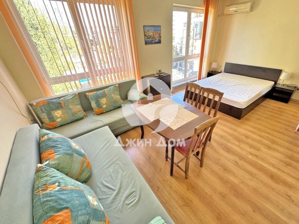 Едностаен апартамент в к.к. Слънчев бряг - 50 кв.м за 1150 €/кв.м - Снимка #1