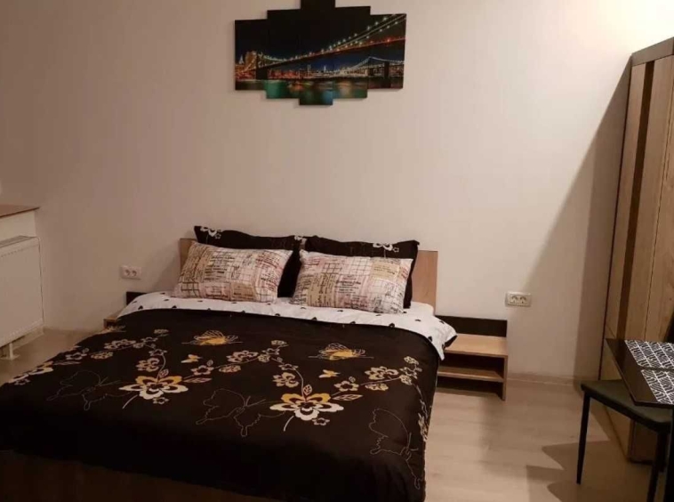 Дава се под наем  в Пловдив, Южен - 20 кв.м за 61.2 € - Снимка #1