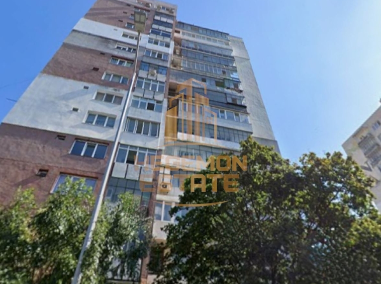 Четиристаен апартамент в Варна, Колхозен пазар - 87 кв.м за 1147 €/кв.м - Снимка #1