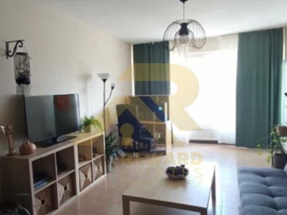 Тристаен апартамент в София, Слатина - 90 кв.м за 2212 €/кв.м - Снимка #1