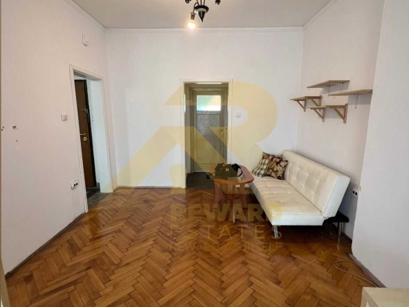 Тристаен апартамент в София, Медицинска академия - 72 кв.м за 3778 €/кв.м - Снимка #1