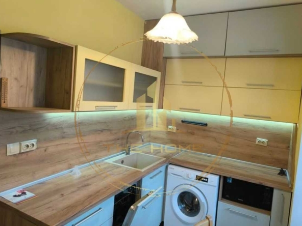 Дава се под наем Двустаен апартамент в Варна, Младост 1 - 65 кв.м за 375 € - Снимка #1