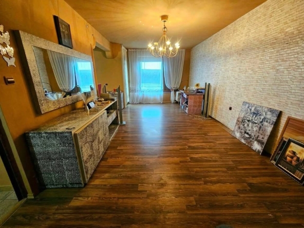 Многостаен апартамент в Поморие - 154 кв.м за 762 €/кв.м - Снимка #1