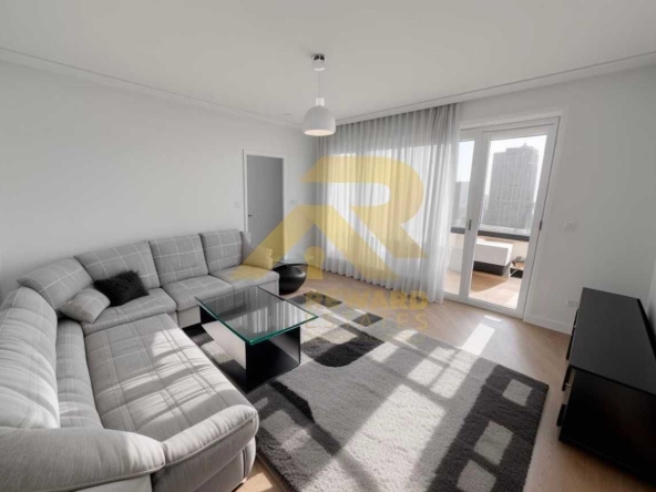 Тристаен апартамент в София, Младост 1 - 70 кв.м за 1958 €/кв.м - Снимка #1