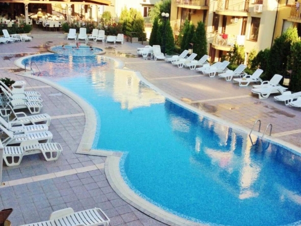 Двустаен апартамент в Свети Влас - 80 кв.м за 1025 €/кв.м - Снимка #1