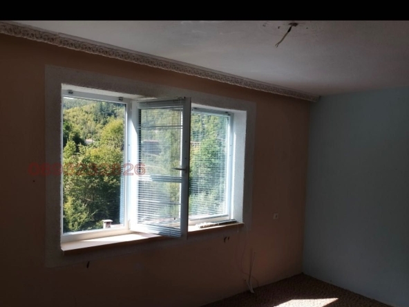 Етаж от къща в Мадан - 120 кв.м за 375 €/кв.м - Снимка #1