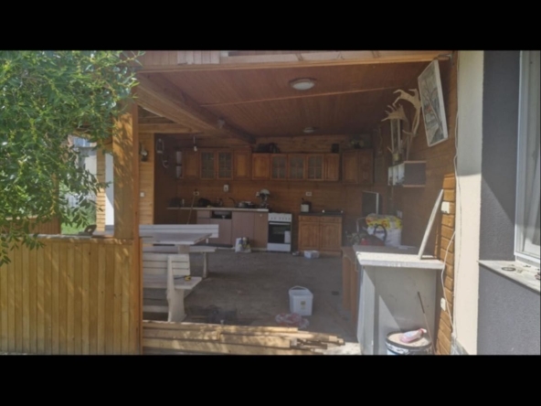 Къща в Бургас, Меден рудник - зона Б - 200 кв.м за 243 €/кв.м - Снимка #1