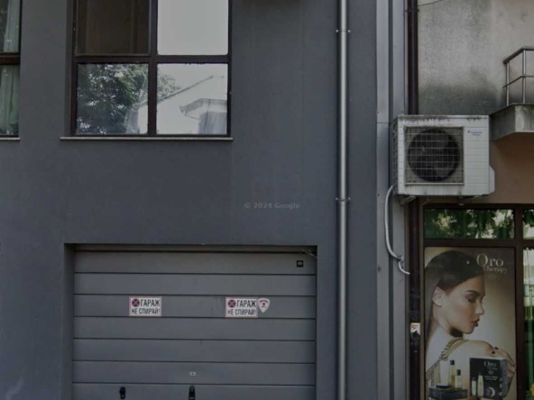 Дава се под наем Гараж / Паркомясто в Пловдив, Кършияка - 32 кв.м за 153 € - Снимка #1