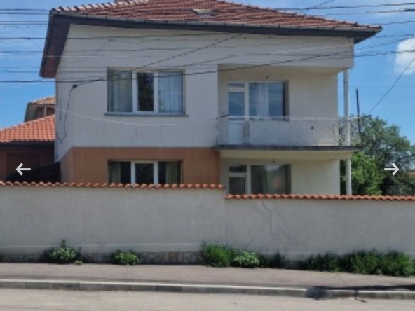 Къща в Брезник - 220 кв.м за 682 €/кв.м - Снимка #1