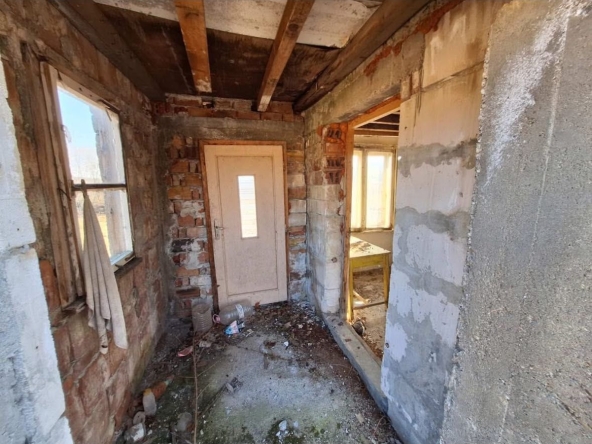 Земеделски имот в Враца, Дъбника -  кв.м за 928 €/дка - Снимка #1