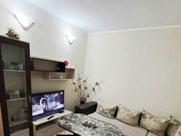 Двустаен апартамент в Пловдив, Изгрев - 48 кв.м за 1265 €/кв.м - Снимка #1
