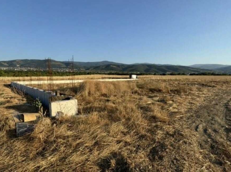 Парцел в с. Марково, Област Пловдив - 1200 кв.м за 62 €/кв.м - Снимка #1