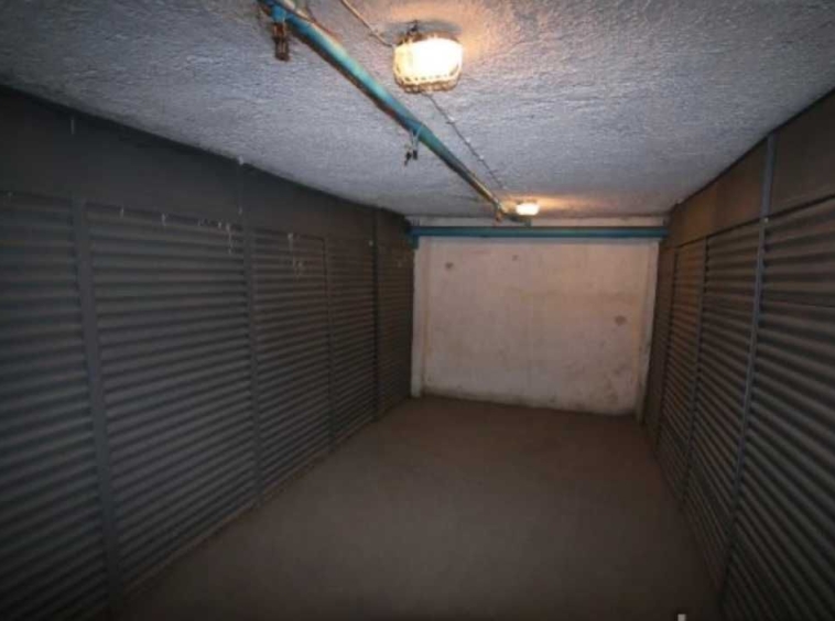 Гараж / Паркомясто в Пловдив, Център - 17 кв.м за 1059 €/кв.м - Снимка #1