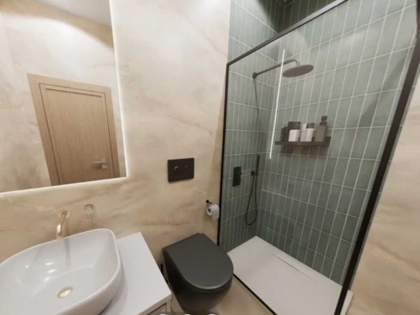 Двустаен апартамент в Варна, Кайсиева градина - 68 кв.м за 1280 €/кв.м - Снимка #1