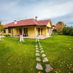 Къща в Силистра, Римска гробница - 1015 кв.м за 391 €/кв.м - Снимка #1