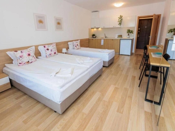 Дава се под наем Едностаен апартамент в Бургас, Сарафово - 35 кв.м за 295.8 € - Снимка #1