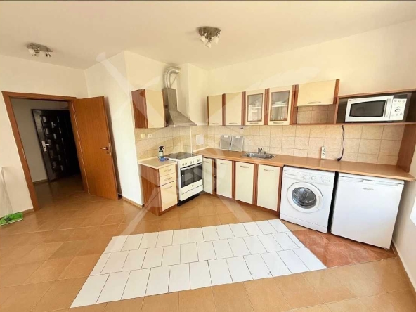 Двустаен апартамент в к.к. Слънчев бряг - 84 кв.м за 1179 €/кв.м - Снимка #1