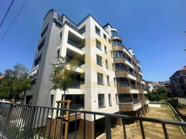 Двустаен апартамент в София, Манастирски ливади - 92 кв.м за 1915 €/кв.м - Снимка #1