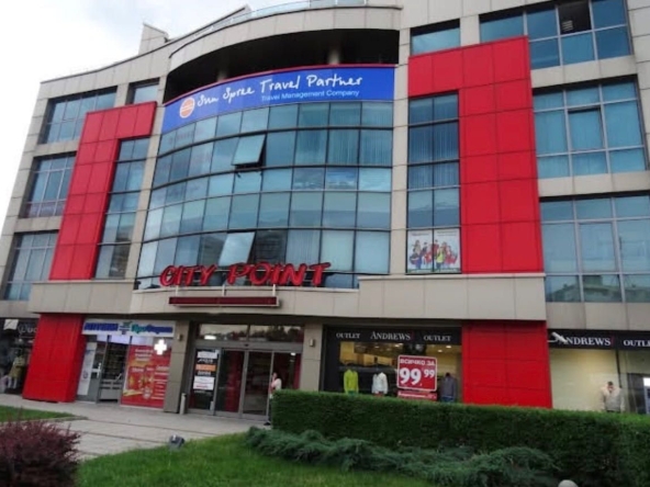 Дава се под наем Офис в София, Младост 1А - 18 кв.м за 289.17 € - Снимка #1