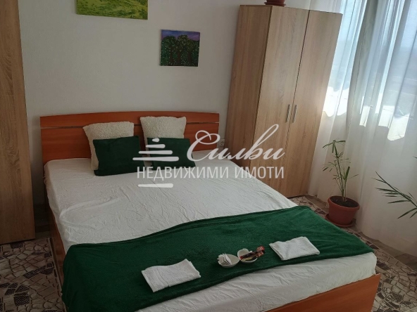 Дава се под наем Едностаен апартамент в Шумен, Херсон - 46 кв.м за 255 € - Снимка #1