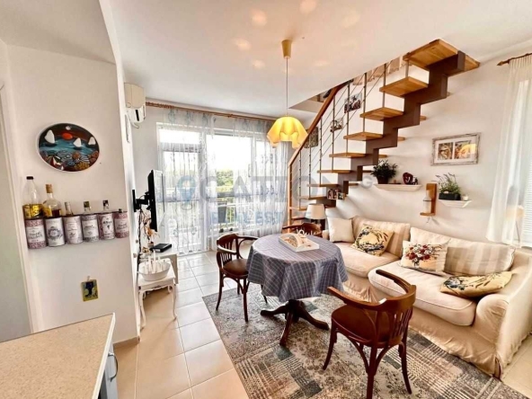 Тристаен апартамент в Варна, Център - 113 кв.м за 708 €/кв.м - Снимка #1