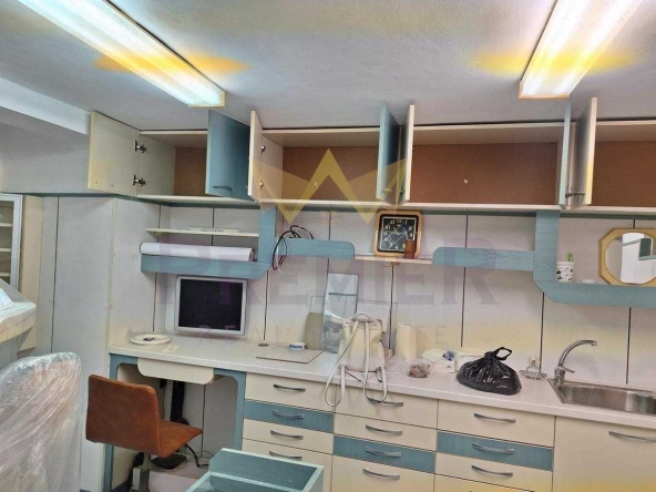 Офис в Варна, Лятно кино Тракия - 52 кв.м за 3077 €/кв.м - Снимка #1