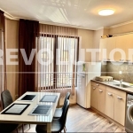 Дава се под наем Тристаен апартамент в Варна, Център - 85 кв.м за 800 € - Снимка #1