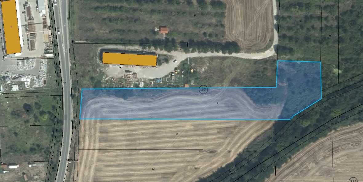 Парцел в Хасково, Промишлена зона - Изток - 10597 кв.м за 8 €/кв.м - Снимка #1