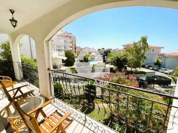 Двустаен апартамент в Свети Влас - 64 кв.м за 1196 €/кв.м - Снимка #1