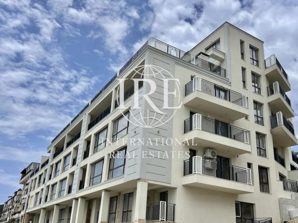Двустаен апартамент в Варна, Виница - 105 кв.м за 695 €/кв.м - Снимка #1
