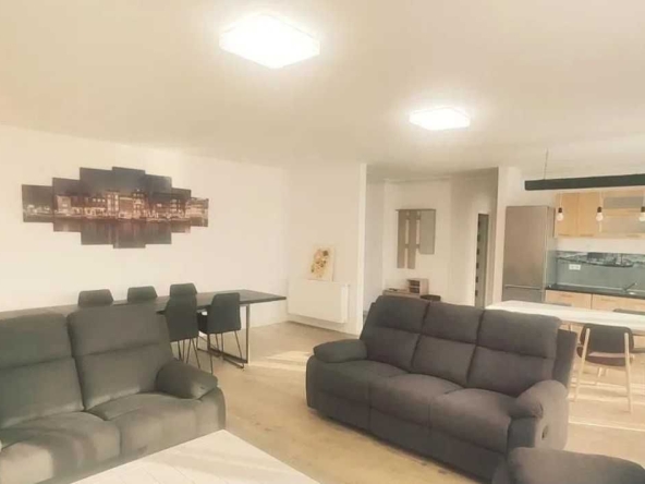 Дава се под наем Тристаен апартамент в Пловдив, Южен - 90 кв.м за 336.6 € - Снимка #1