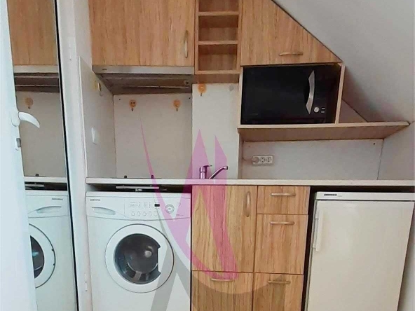 Дава се под наем Едностаен апартамент в Варна, Колхозен пазар - 30 кв.м за 300 € - Снимка #1