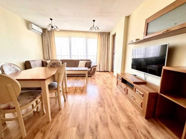 Дава се под наем Двустаен апартамент в София, Витоша - 75 кв.м за 797.64 € - Снимка #1