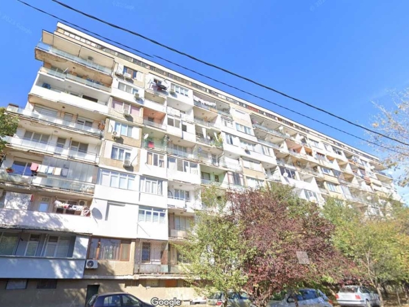 Двустаен апартамент в Казанлък - 75 кв.м за 816 €/кв.м - Снимка #1