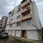 Двустаен апартамент в Варна, Колхозен пазар - 80 кв.м за 1874 €/кв.м - Снимка #1