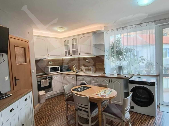 Дава се под наем Тристаен апартамент в Варна, Трошево - 78 кв.м за 500 € - Снимка #1