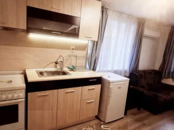 Дава се под наем Двустаен апартамент в Пловдив, Кючук Париж - 50 кв.м за 300 € - Снимка #1