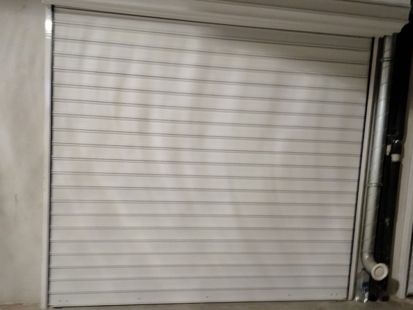 Дава се под наем Гараж / Паркомясто в Плевен, Широк център - 21 кв.м за 129.54 € - Снимка #1